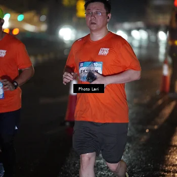 Runner Photo 7730534