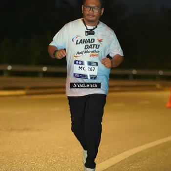 Runner Photo 7730548