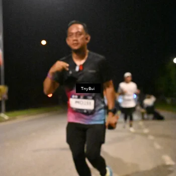 Runner Photo 7730552
