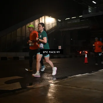 Runner Photo 7730582
