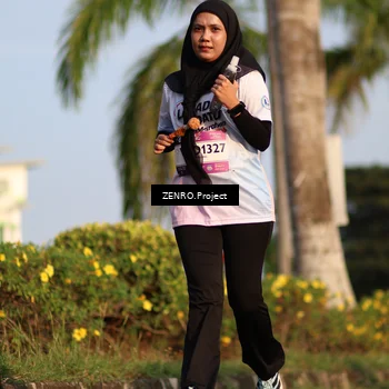 Runner Photo 7730612