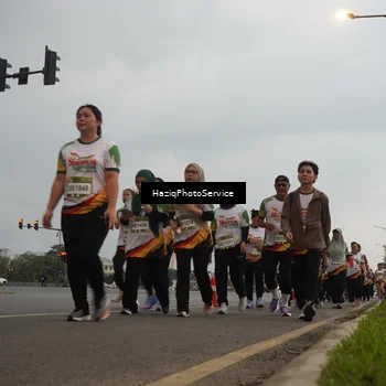 Runner Photo 7730615