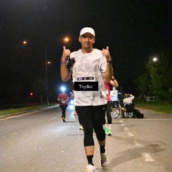 Runner Photo 7730623