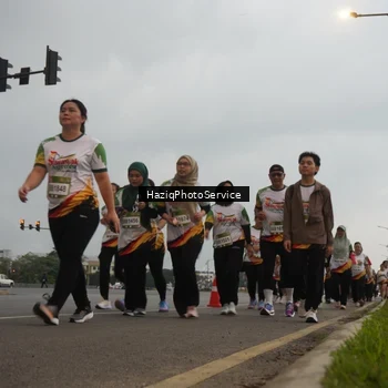 Runner Photo 7730631