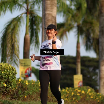 Runner Photo 7730662