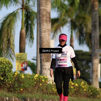 Runner Photo 7730666