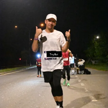 Runner Photo 7730674