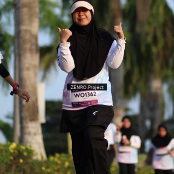 Runner Photo 7730691