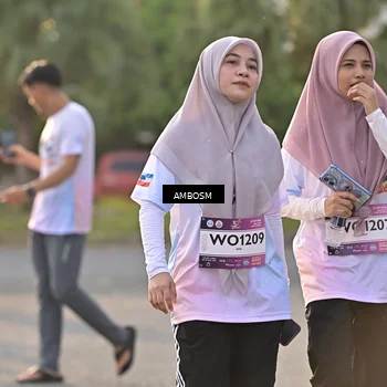 Runner Photo 7730708