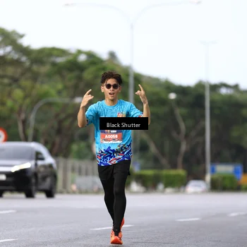 Runner Photo 7730722