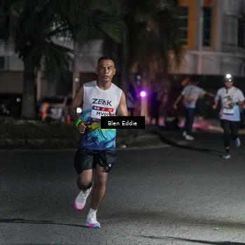 Runner Photo 7730727