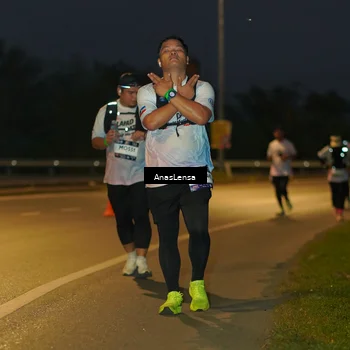 Runner Photo 7730750