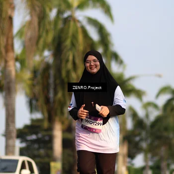 Runner Photo 7730753