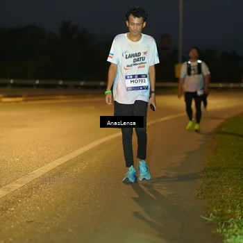Runner Photo 7730757