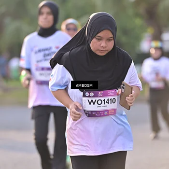 Runner Photo 7730789