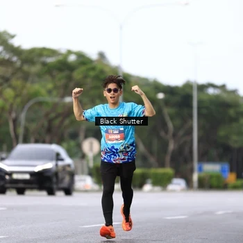 Runner Photo 7730798