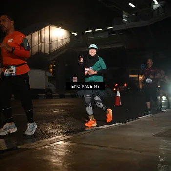 Runner Photo 7730823
