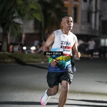 Runner Photo 7730827