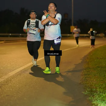 Runner Photo 7730849