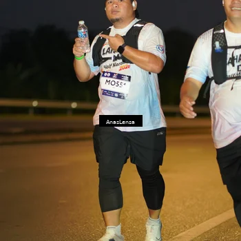 Runner Photo 7730853