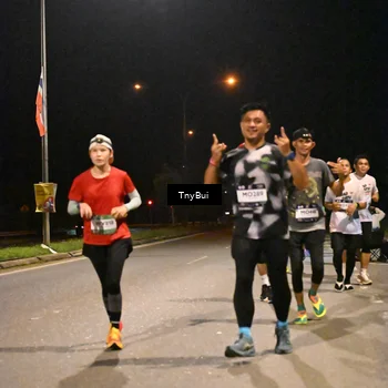 Runner Photo 7730868