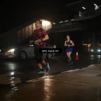 Runner Photo 7730870