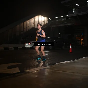 Runner Photo 7730878