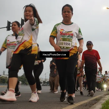 Runner Photo 7730893