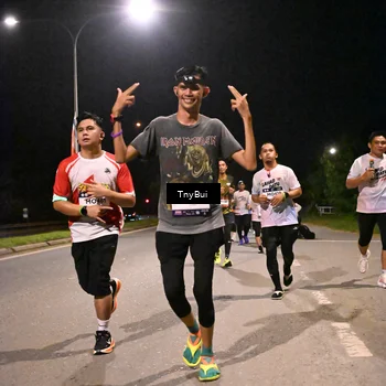 Runner Photo 7730903