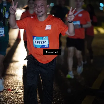 Runner Photo 7730904