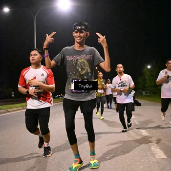 Runner Photo 7730924