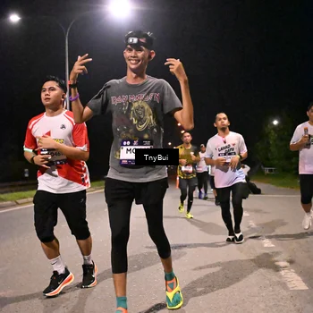 Runner Photo 7730938