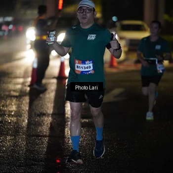 Runner Photo 7730944