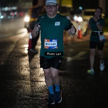 Runner Photo 7730945