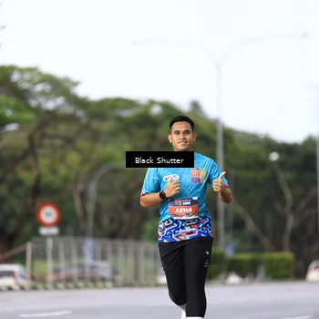 Runner Photo 7730985