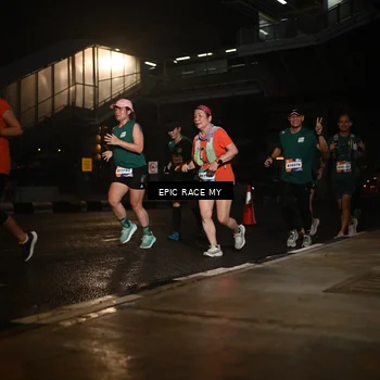 Runner Photo 7730988