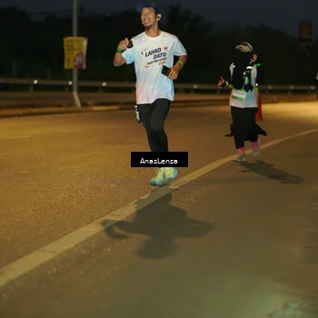 Runner Photo 7731001