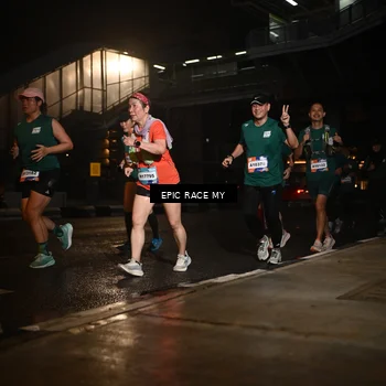 Runner Photo 7731029