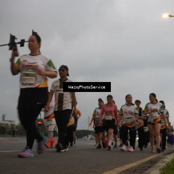 Runner Photo 7731044