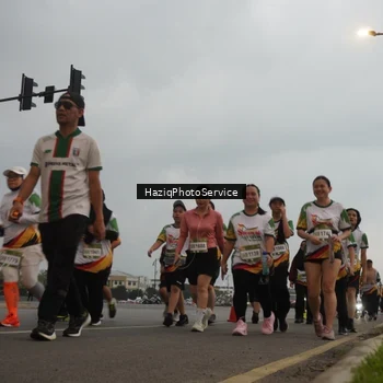 Runner Photo 7731049