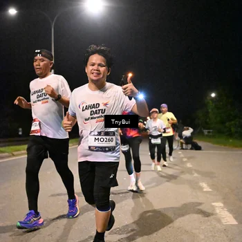 Runner Photo 7731054