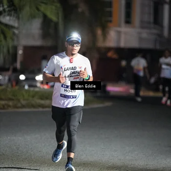 Runner Photo 7731063