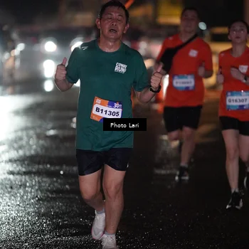 Runner Photo 7731072