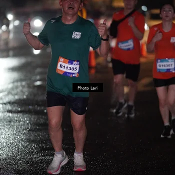 Runner Photo 7731084