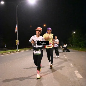 Runner Photo 7731090