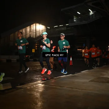Runner Photo 7731099