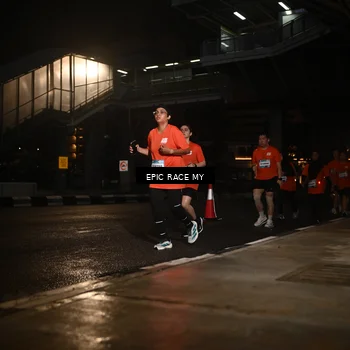 Runner Photo 7731114
