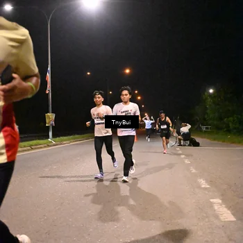 Runner Photo 7731118