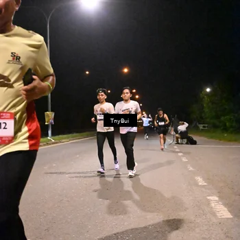 Runner Photo 7731119
