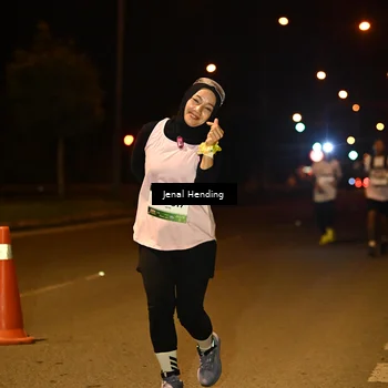 Runner Photo 7731130